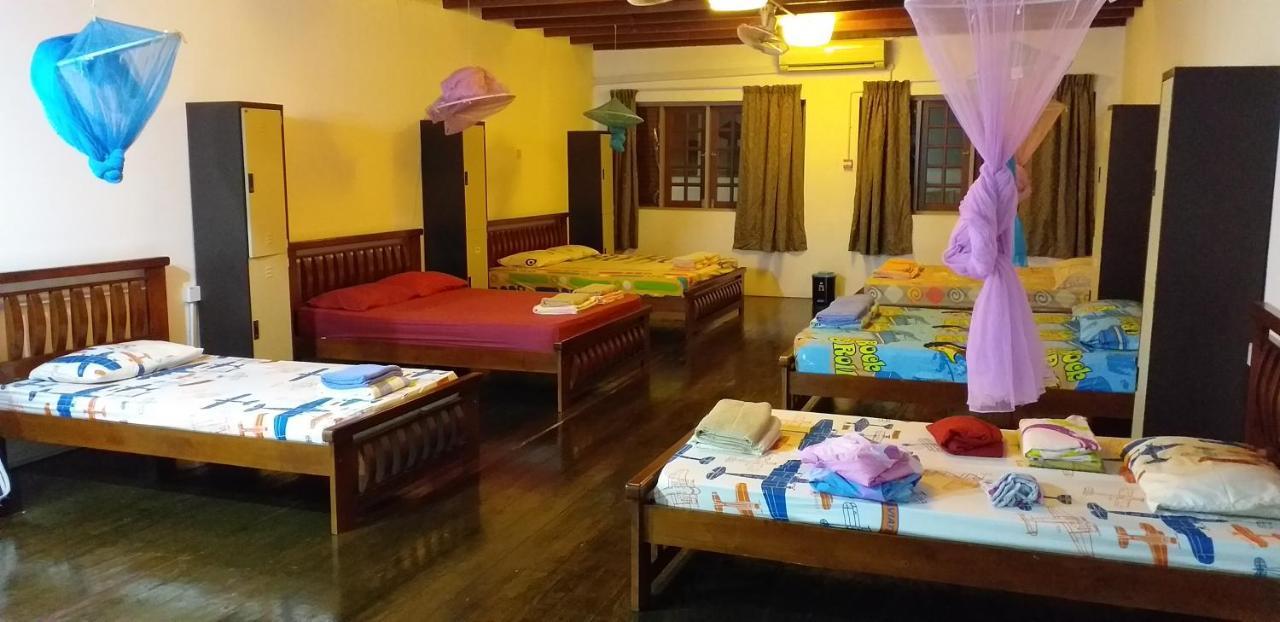 1981 Guest House Ipoh Extérieur photo